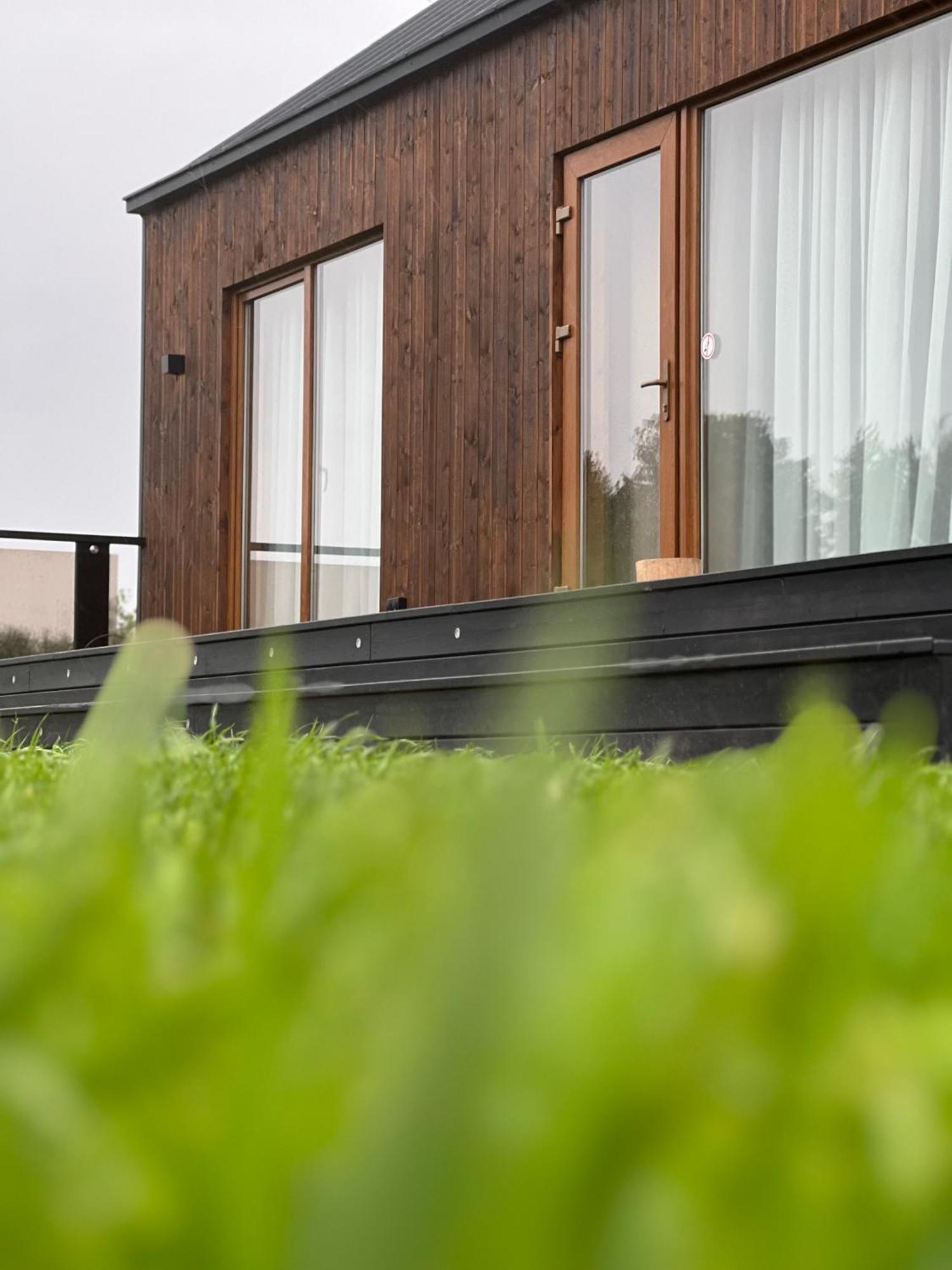 Viesuli Village Villas Saraiķi Dış mekan fotoğraf