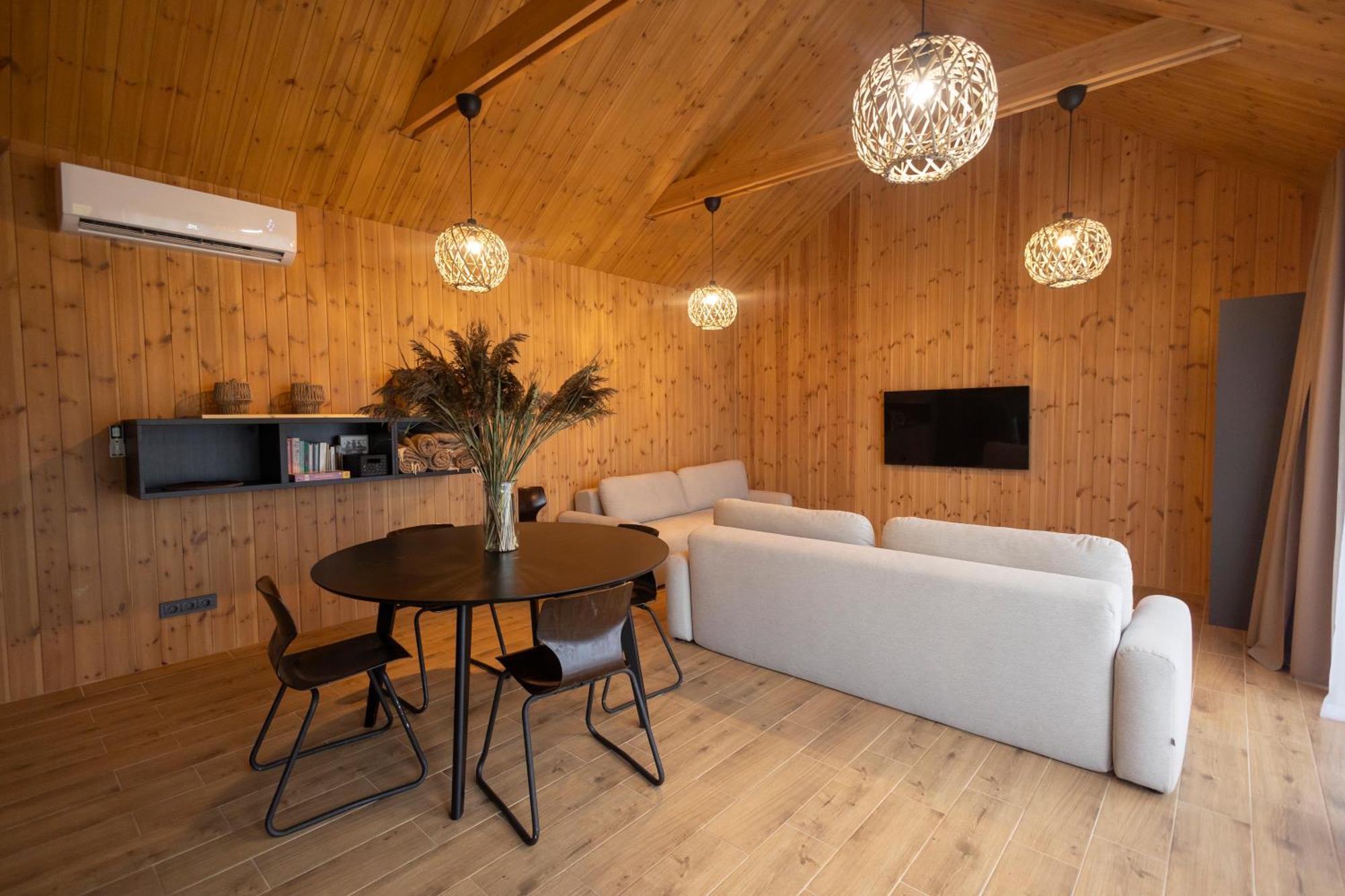 Viesuli Village Villas Saraiķi Dış mekan fotoğraf